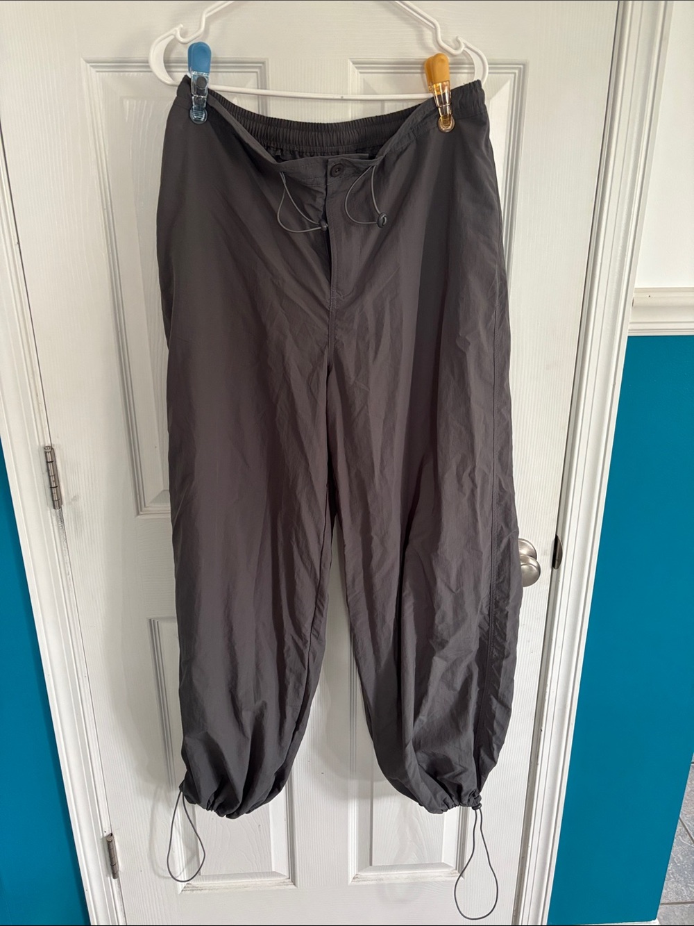 Double Zero Wide-Leg Drawstring Ankle Pants in Dark Gray
